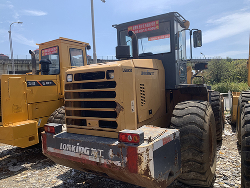 贵州挖掘机租赁公司