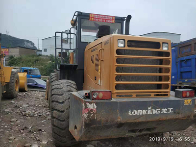 贵州挖掘机租赁